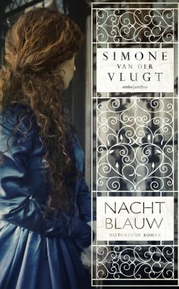 Simone van der Vlugt – Nachtblauw