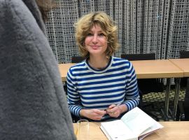 Rencontre litteraire avec Monica Sabolo à la bibliothèque municipale d'Eschweiler le 22.01.20. L’écrivaine y a présenté son roman « Summer ».