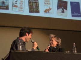 Op 4 maart presenteerde Connie Palmen in de Espaces Georges Truffaut (Luik) haar roman “Jij zegt het” en beantwoordde de vragen van scholieren. Vertaling: Frans Bemelmans.