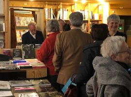 Rencontre littéraire avec l'écrivain Stefan Hertmans le 20 février dans la librairie Livre aux Trésors à Liège. Modération : Olivier Verschueren.