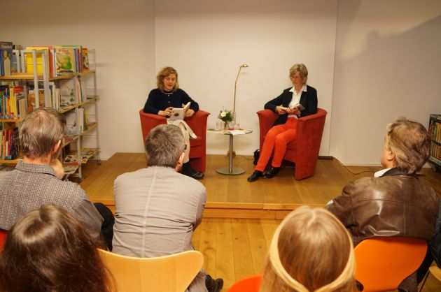 Lezing met Niña Weijers en Helga van Beuningen (09.03.2017, Nettersheim) Foto: © Anja Raith